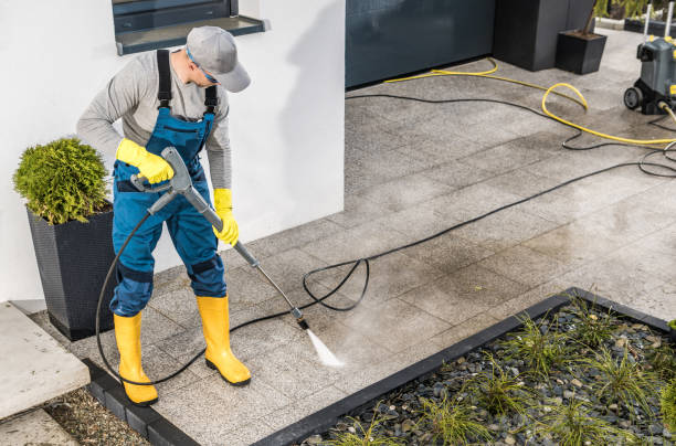 Best Garage Pressure Washing  in Bogata, TX